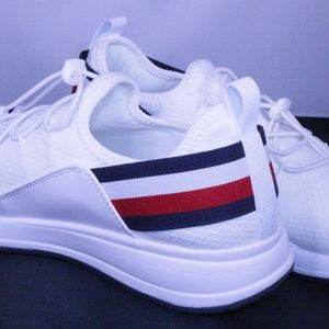 Brand New Tommy Hilfiger mesh running sneakers